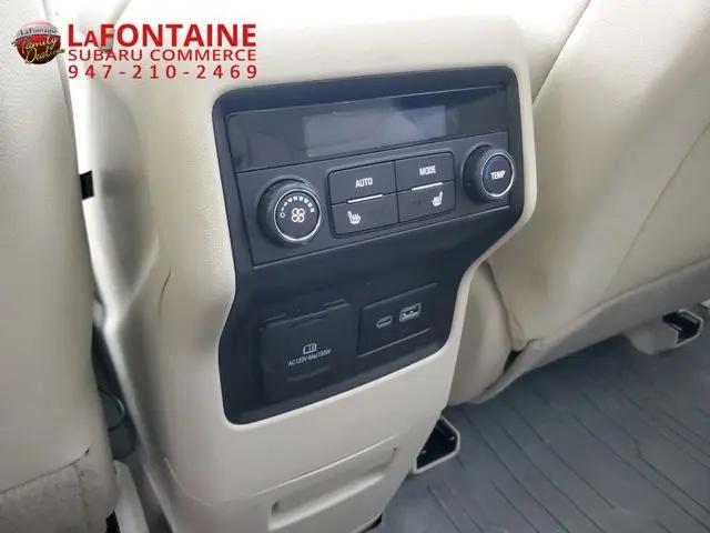 2023 GMC Acadia AWD Denali