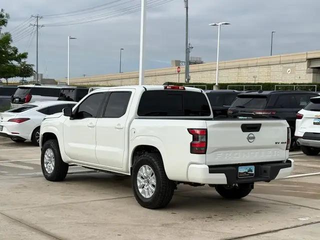 2022 Nissan Frontier Crew Cab SV 4x4
