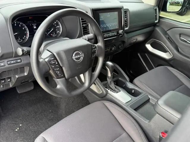 2022 Nissan Frontier Crew Cab SV 4x4