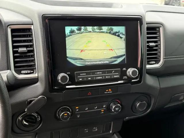 2022 Nissan Frontier Crew Cab SV 4x4