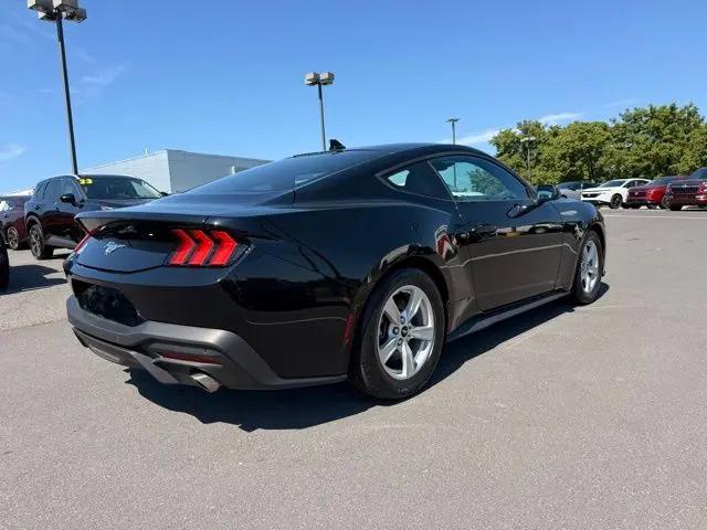 2024 Ford Mustang EcoBoost Fastback
