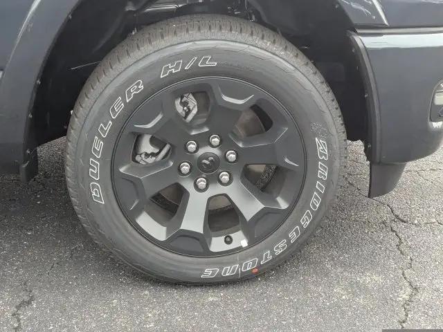 2026 Ram 1500 Big Horn Crew Cab 4x4 57 Box