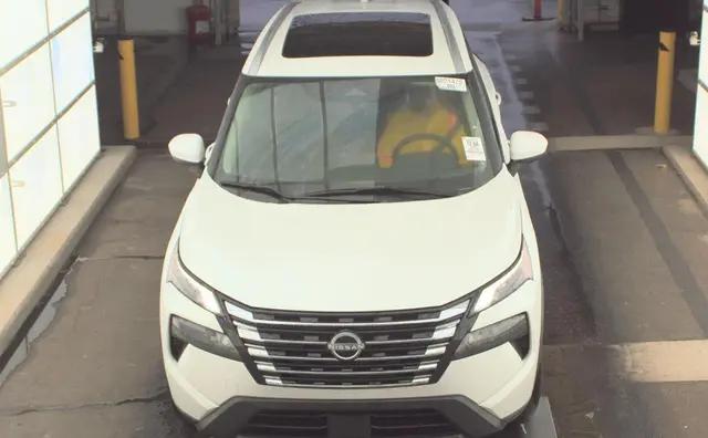 2024 Nissan Rogue SV FWD