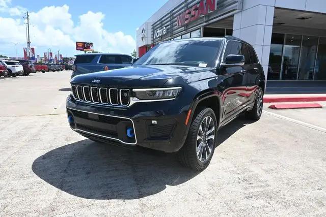 2023 Jeep Grand Cherokee Overland for sale in Victoria, TX