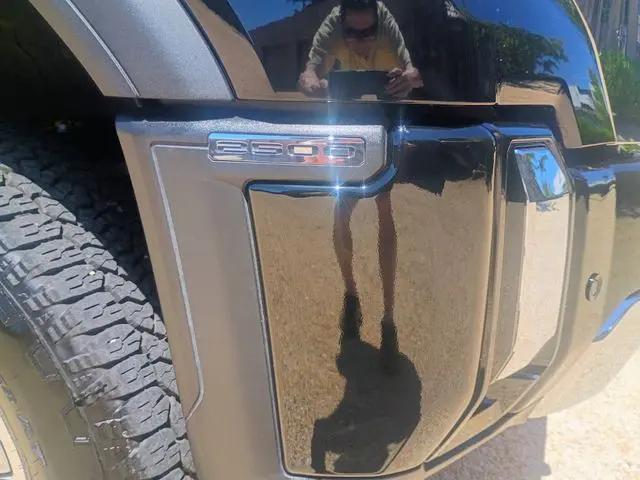 2024 GMC Sierra 2500HD 4WD Crew Cab Standard Bed Denali