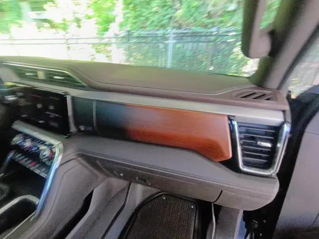 2024 GMC Sierra 2500HD 4WD Crew Cab Standard Bed Denali