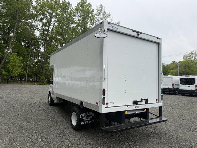 2027 Ford E-Series Cutaway Box Dry Freight