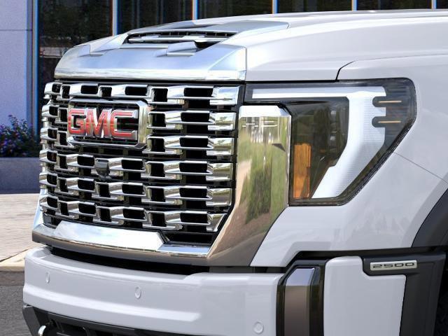 2026 GMC Sierra 2500HD Crew Cab, Standard Bed, Denali, 4WD