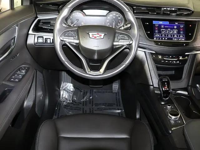 2024 Cadillac XT6 AWD Luxury