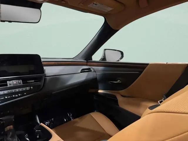 2024 Lexus ES 250 ES 250
