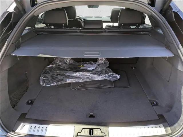 2026 Land Rover Range Rover Velar S