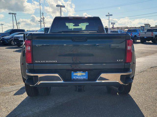 2026 Chevrolet Silverado 3500HD Crew Cab, Long Bed, LTZ Dual Rear Wheel, RWD