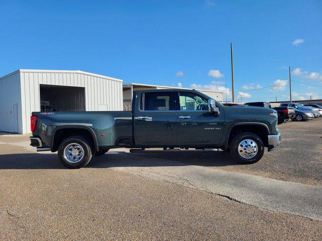 2026 Chevrolet Silverado 3500HD Crew Cab, Long Bed, LTZ Dual Rear Wheel, RWD