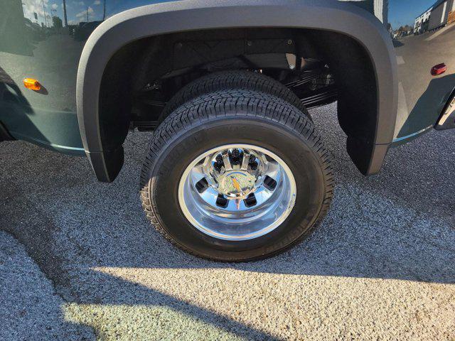 2026 Chevrolet Silverado 3500HD Crew Cab, Long Bed, LTZ Dual Rear Wheel, RWD