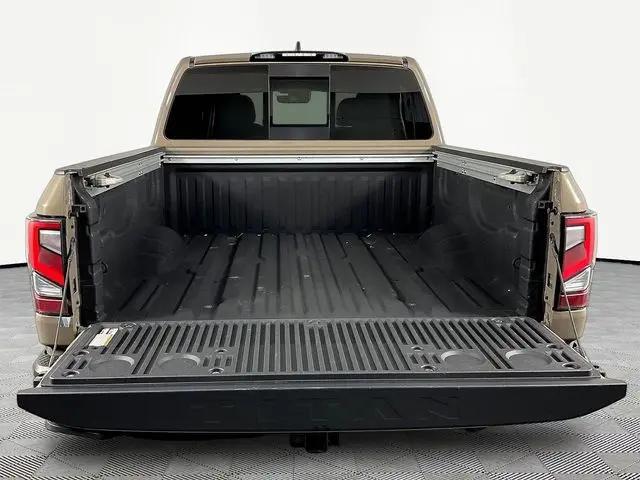 2024 Nissan Titan Crew Cab PRO-4X 4x4