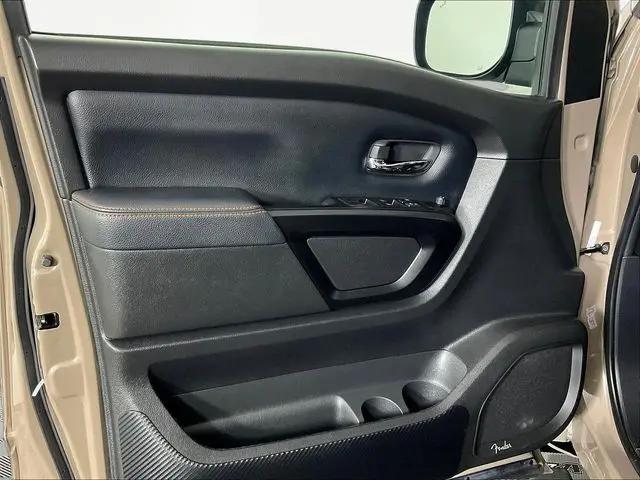 2024 Nissan Titan Crew Cab PRO-4X 4x4