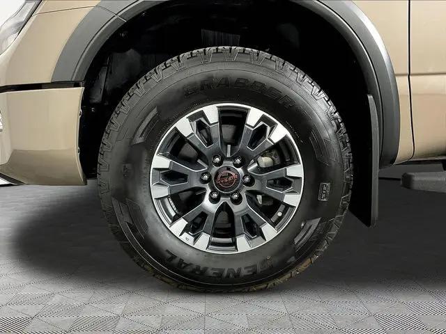 2024 Nissan Titan Crew Cab PRO-4X 4x4