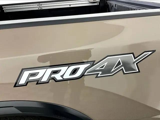 2024 Nissan Titan Crew Cab PRO-4X 4x4