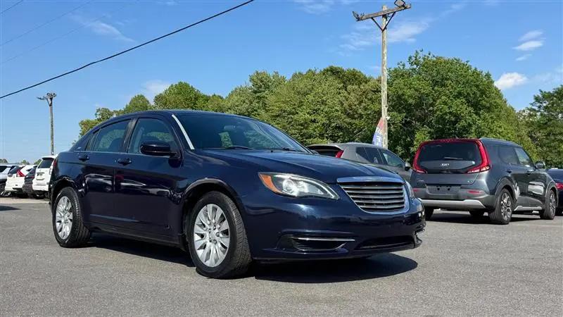 2014 Chrysler 200 LX