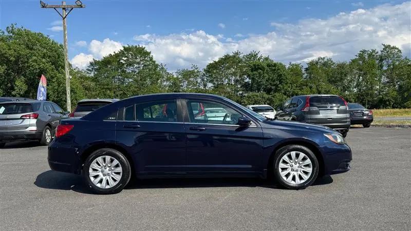 2014 Chrysler 200 LX