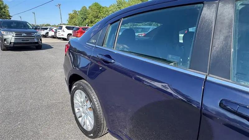 2014 Chrysler 200 LX