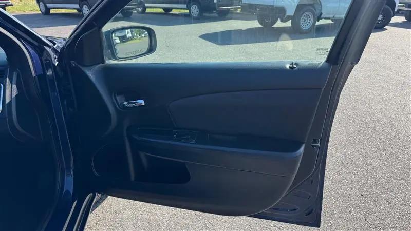 2014 Chrysler 200 LX