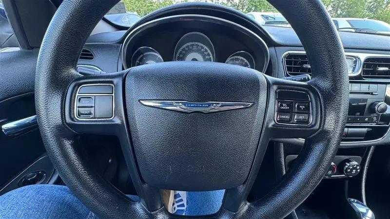 2014 Chrysler 200 LX