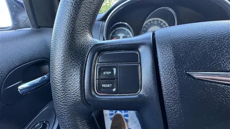 2014 Chrysler 200 LX