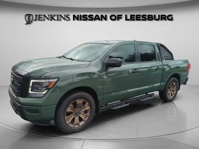 2024 Nissan Titan Crew Cab SV 4x2