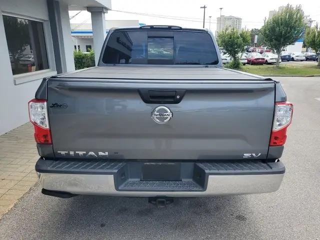 2018 Nissan Titan SV