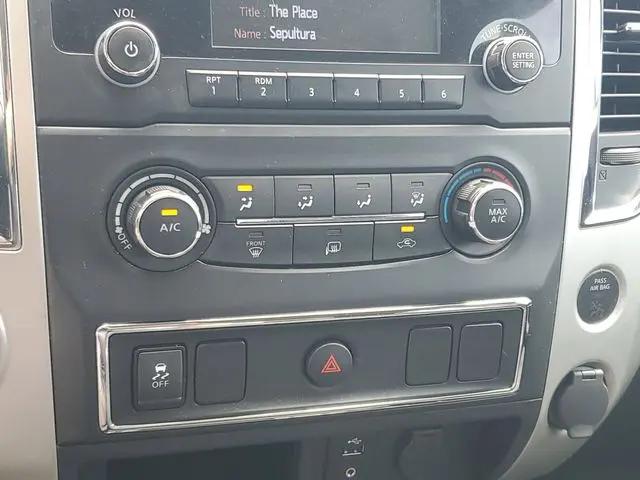 2018 Nissan Titan SV