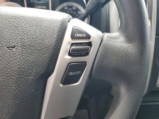 2018 Nissan Titan SV