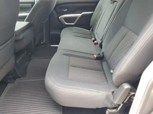 2018 Nissan Titan SV