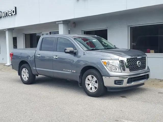 2018 Nissan Titan SV