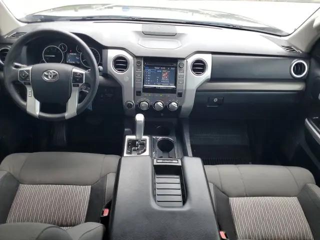 2017 Toyota Tundra SR5 5.7L V8