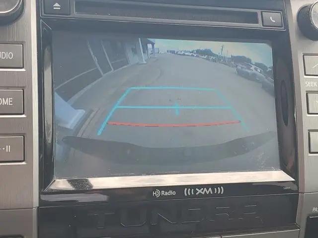 2017 Toyota Tundra SR5 5.7L V8