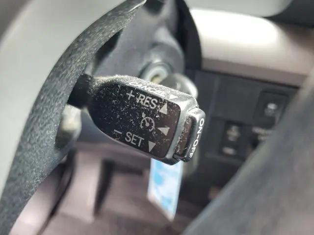 2017 Toyota Tundra SR5 5.7L V8