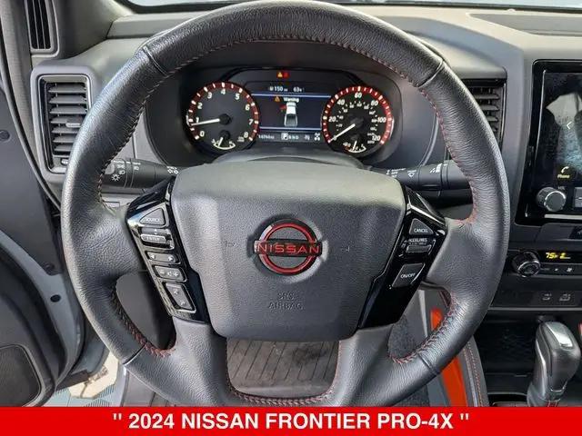 2024 Nissan Frontier Crew Cab PRO-4X 4x4