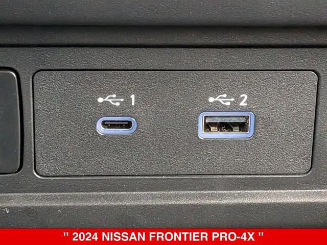2024 Nissan Frontier Crew Cab PRO-4X 4x4