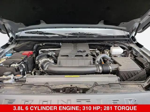 2024 Nissan Frontier Crew Cab PRO-4X 4x4