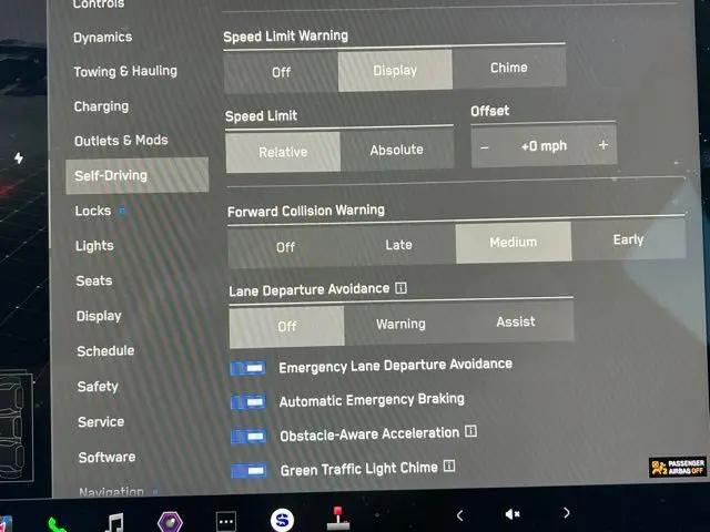 2025 Tesla Cybertruck Cyberbeast