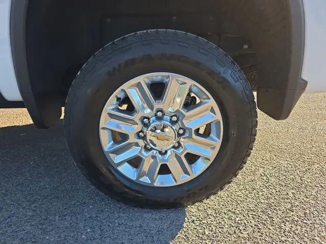 2024 Chevrolet Silverado 2500HD 4WD Crew Cab Standard Bed High Country