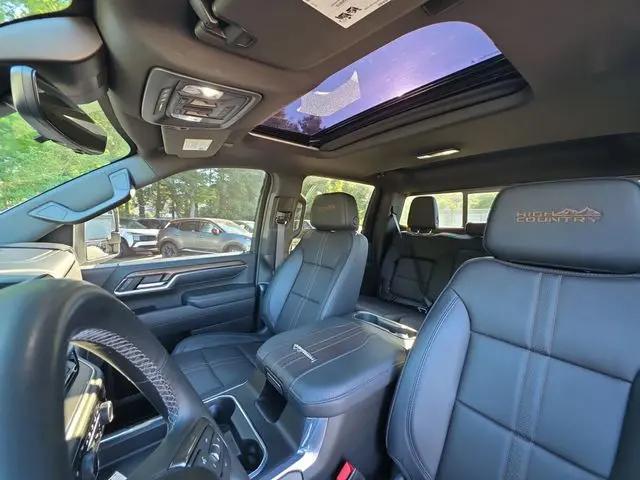 2024 Chevrolet Silverado 2500HD 4WD Crew Cab Standard Bed High Country