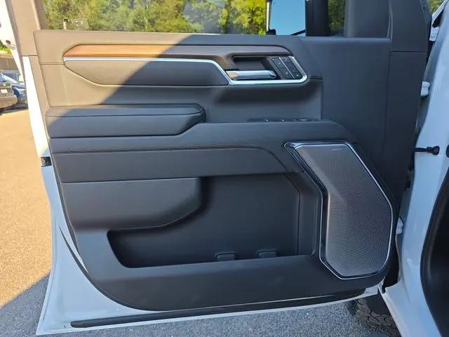 2024 Chevrolet Silverado 2500HD 4WD Crew Cab Standard Bed High Country
