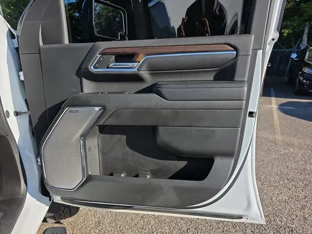 2024 Chevrolet Silverado 2500HD 4WD Crew Cab Standard Bed High Country