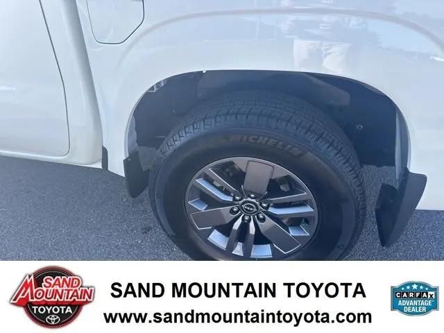 2025 Nissan Frontier Crew Cab SV 4x2