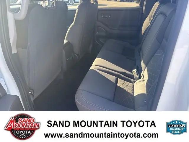 2025 Nissan Frontier Crew Cab SV 4x2