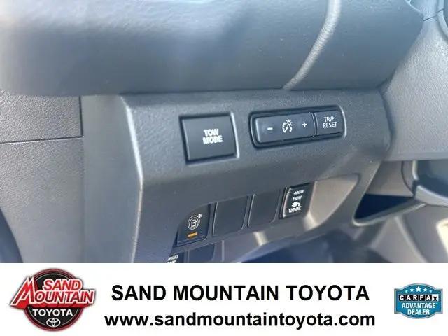 2025 Nissan Frontier Crew Cab SV 4x2