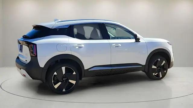 2025 Nissan Kicks SR Intelligent AWD