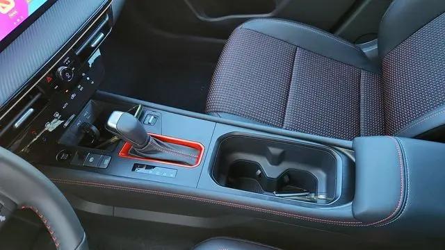 2025 Nissan Kicks SR Intelligent AWD